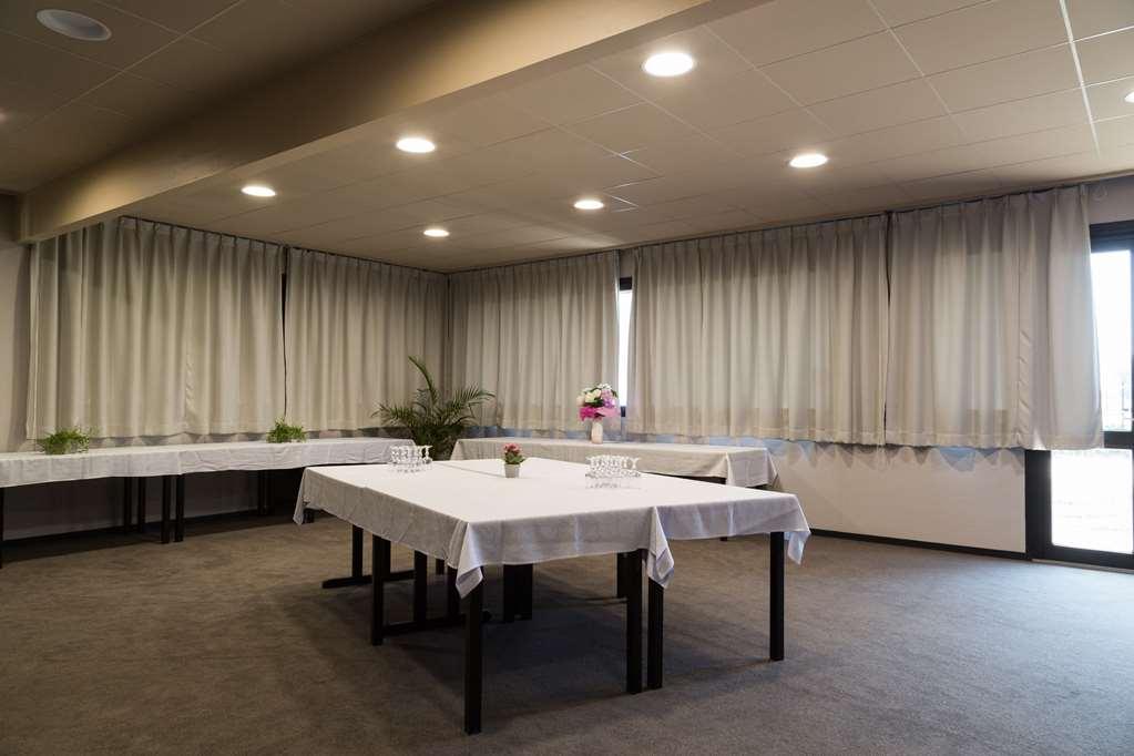 The Originals City, Hotel Les Caps, Saint-Brieuc Est Lamballe Facilities photo
