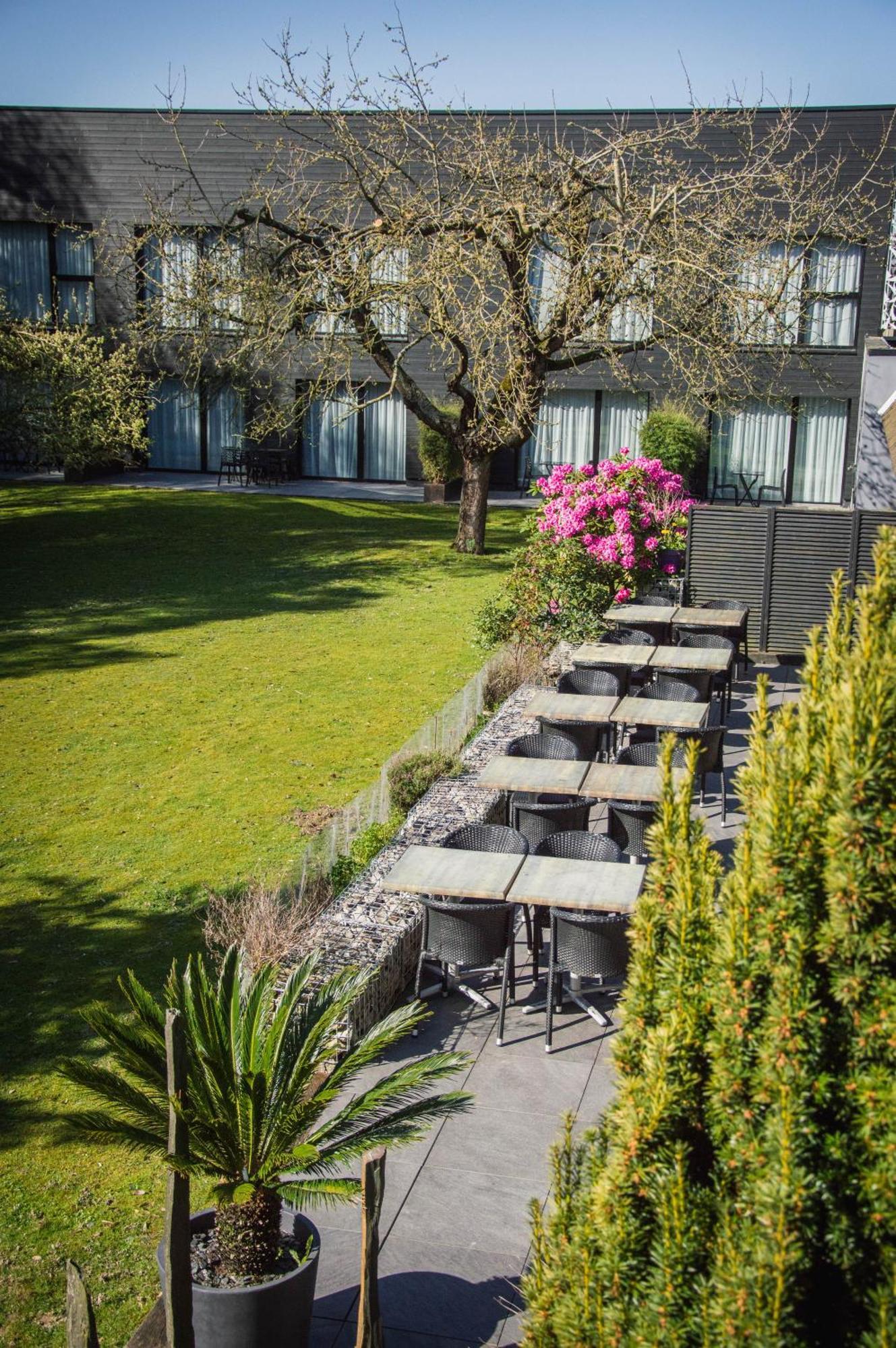 The Originals City, Hotel Les Caps, Saint-Brieuc Est Lamballe Exterior photo